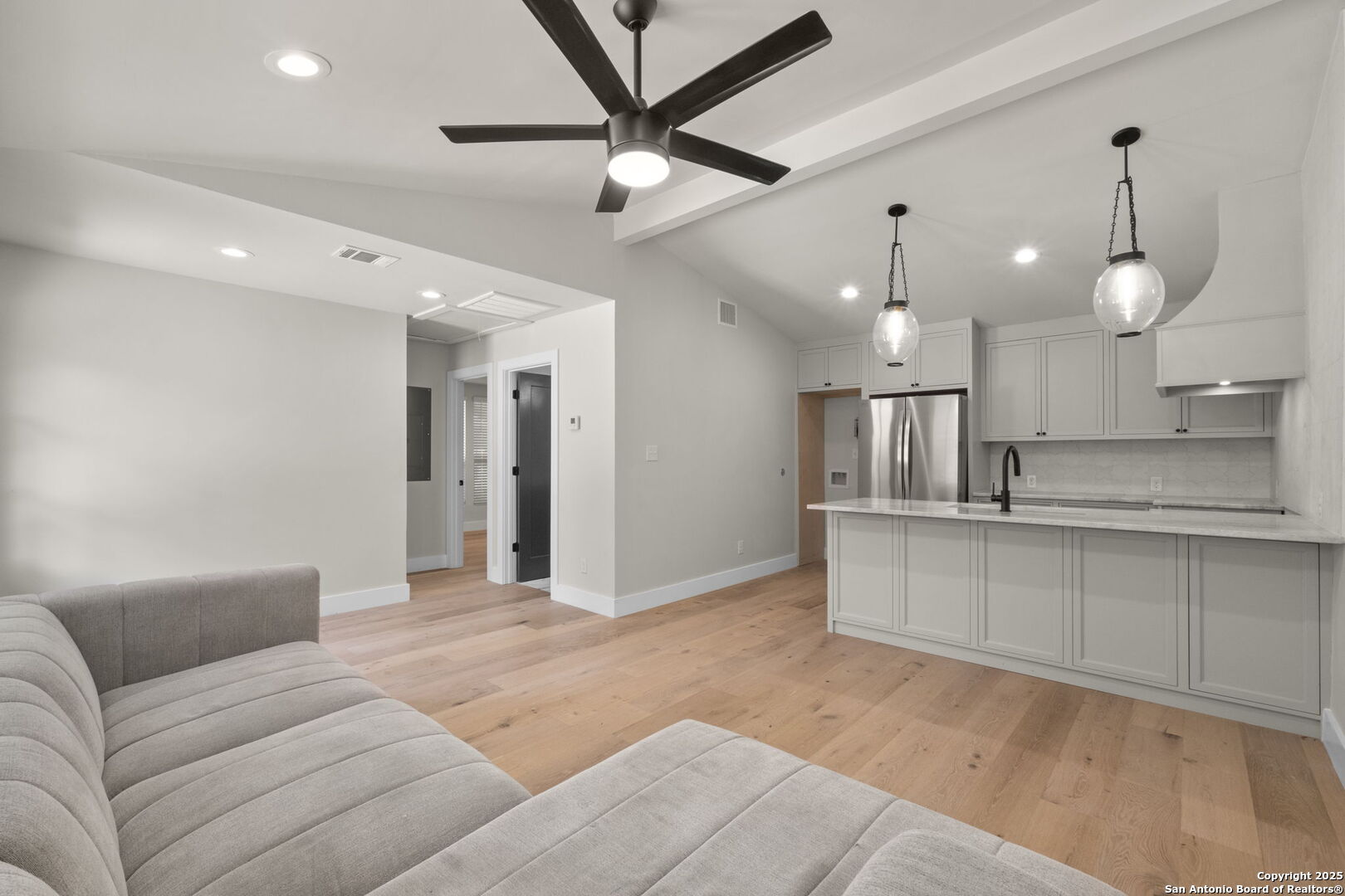 210 Simon San Antonio TX 78204