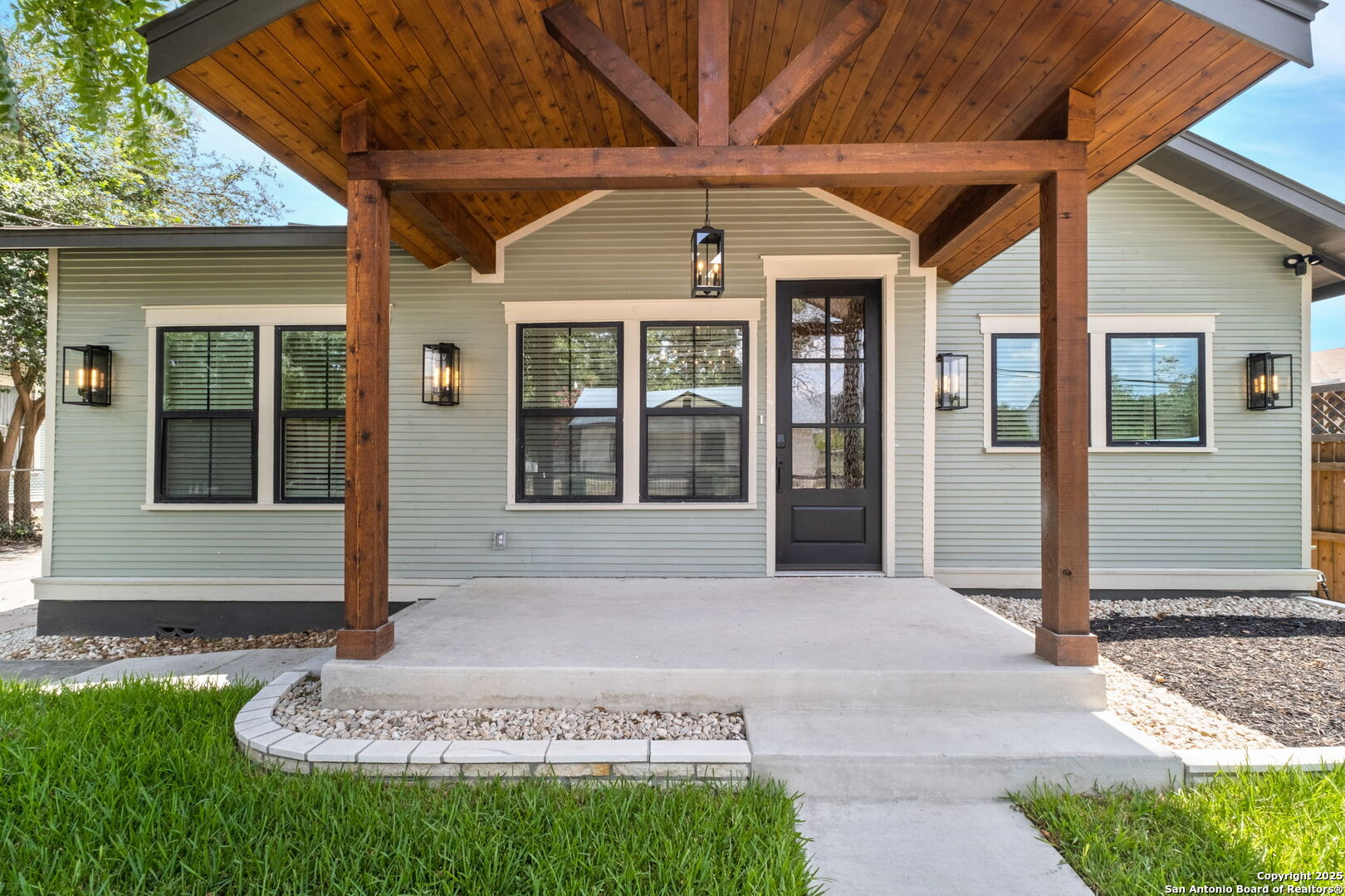 210 Simon San Antonio TX 78204