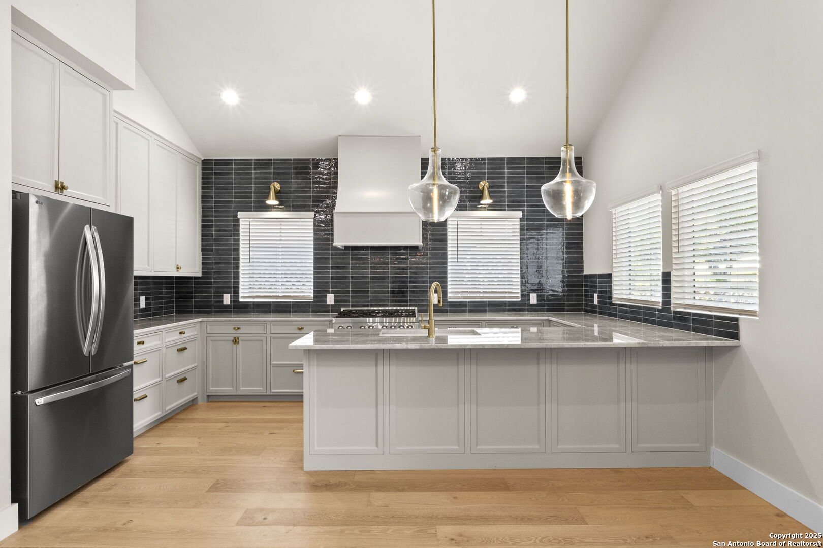 210 Simon San Antonio TX 78204