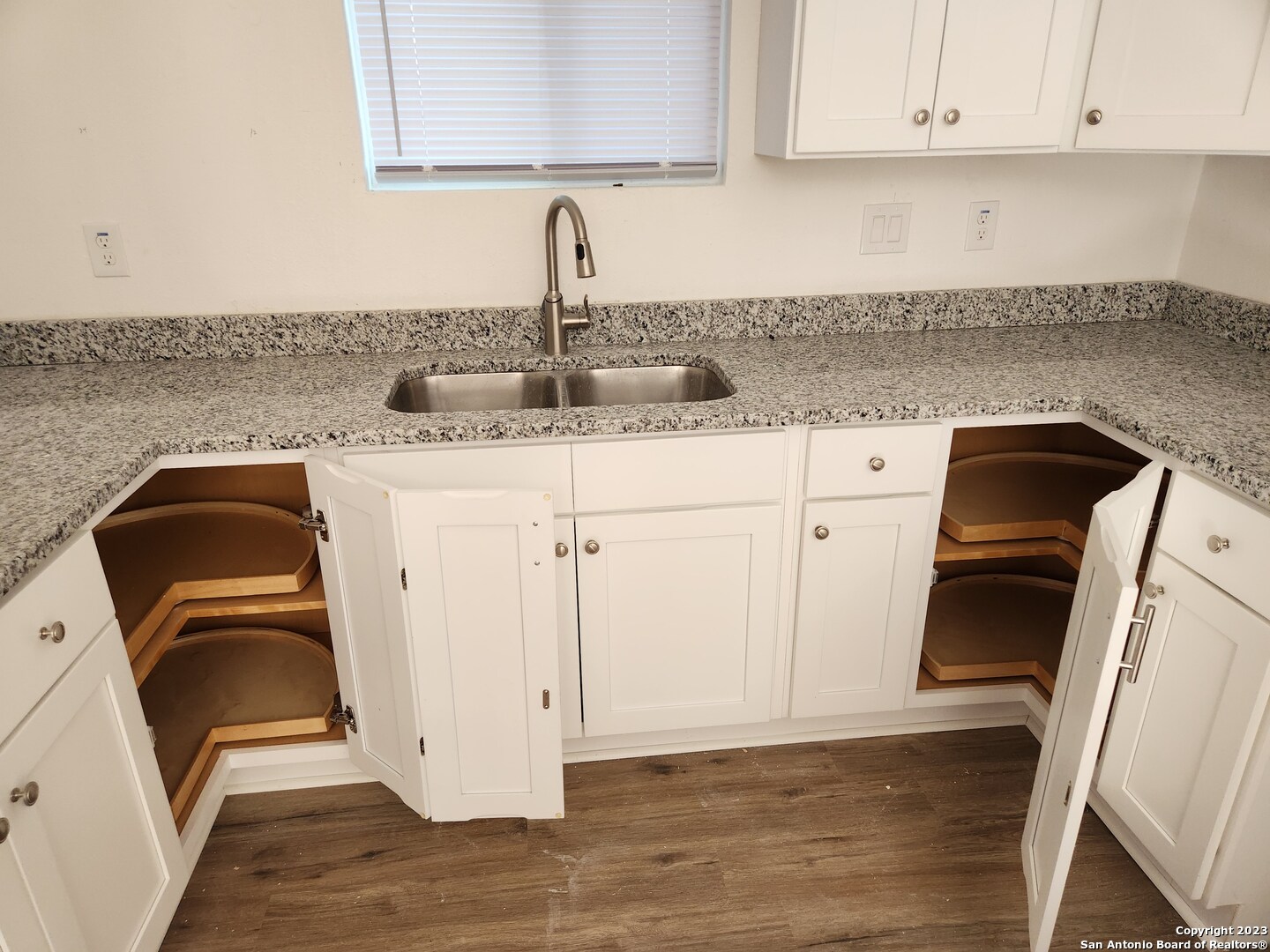 747 Bailey Avenue San Antonio TX 78210