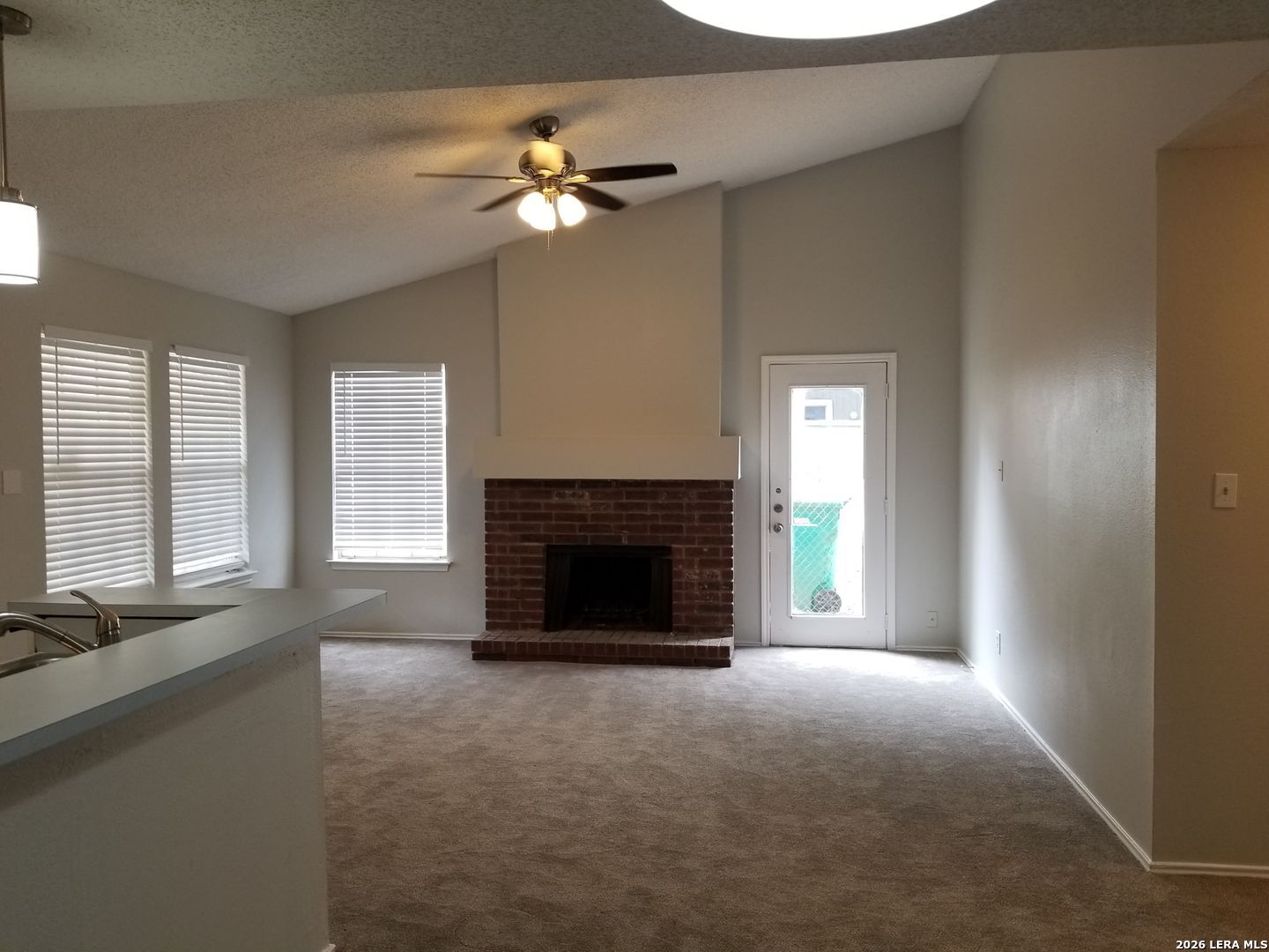 9207 Shadow Crest Drive Converse TX 78109