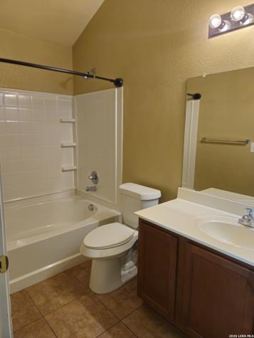 9630 Copper Rock Converse TX 78109