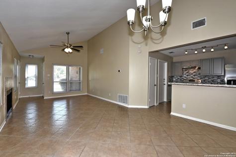3402 Ridge Ash San Antonio TX 78247