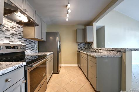 3402 Ridge Ash San Antonio TX 78247