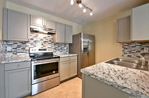 3402 Ridge Ash San Antonio TX 78247