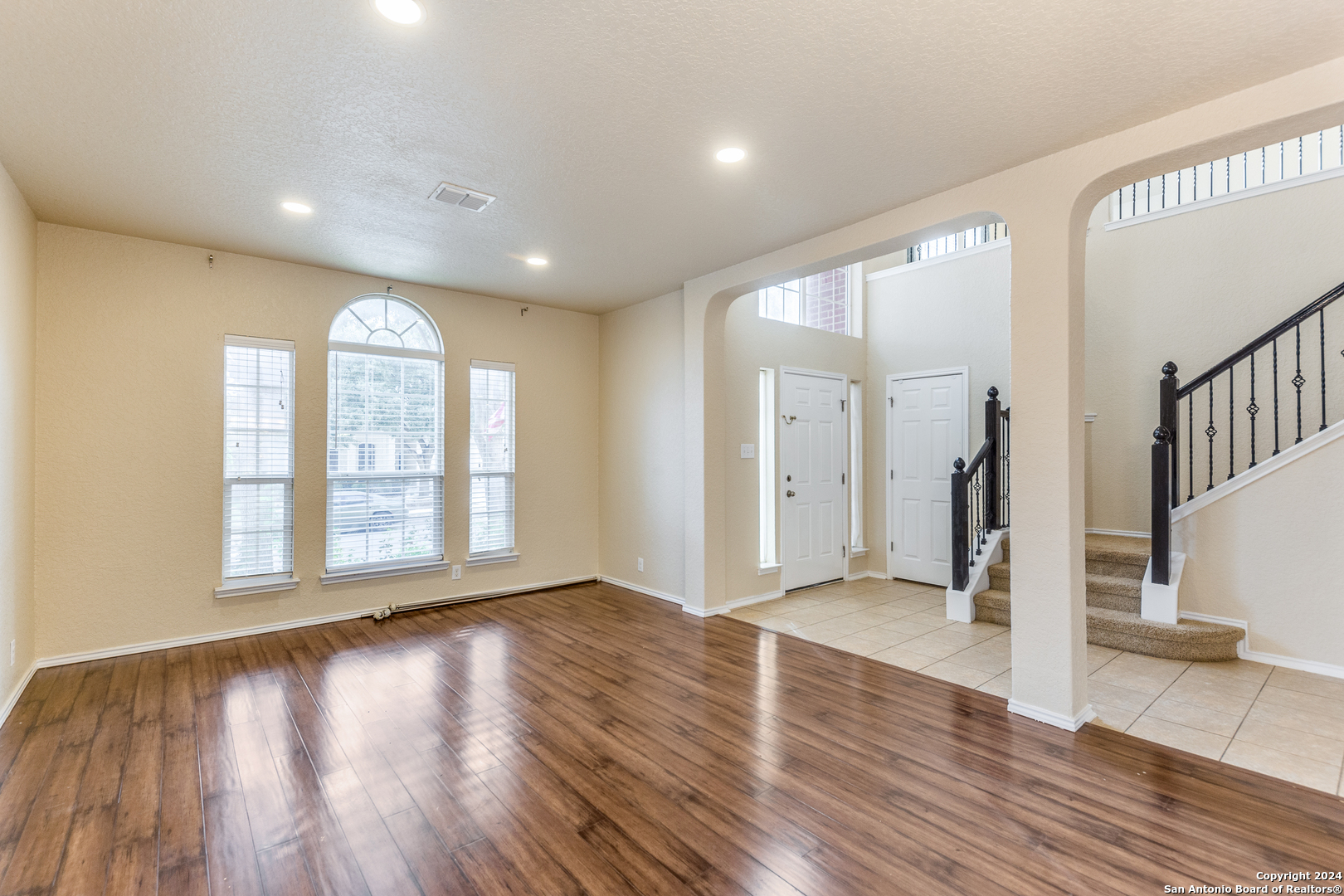 5723 White Oak Cove San Antonio TX 78253
