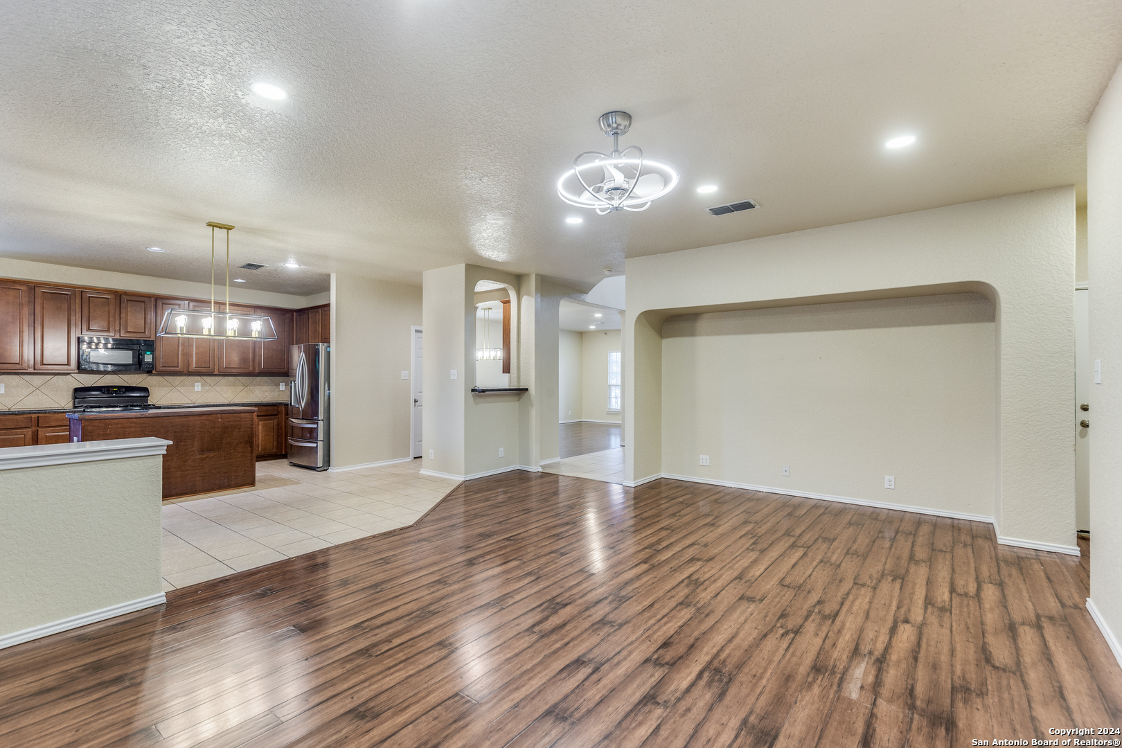 5723 White Oak Cove San Antonio TX 78253