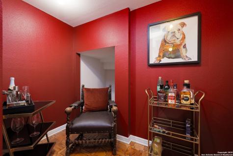 625 Paseo Canada Street Hollywood Park TX 78232