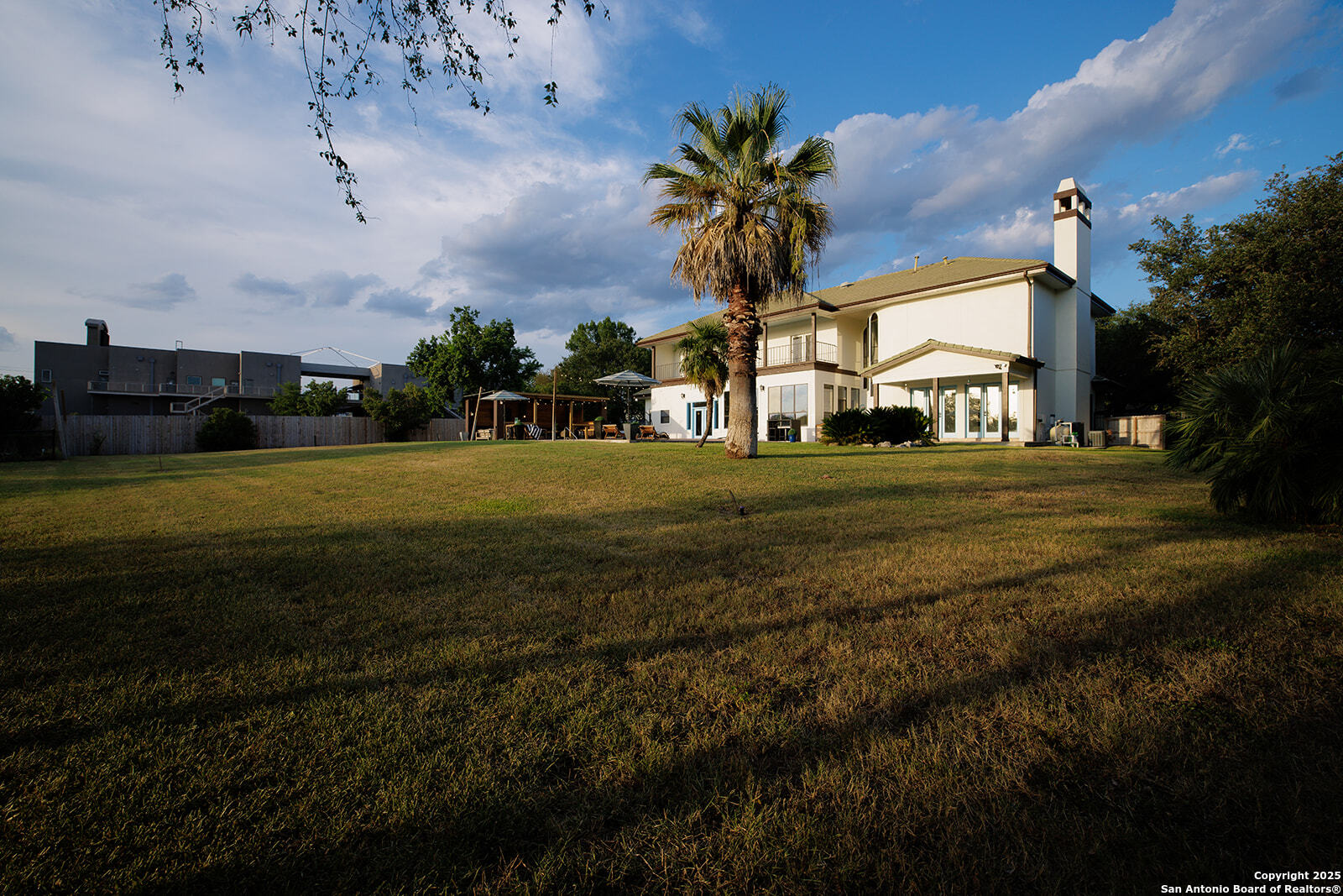 625 Paseo Canada Street Hollywood Park TX 78232