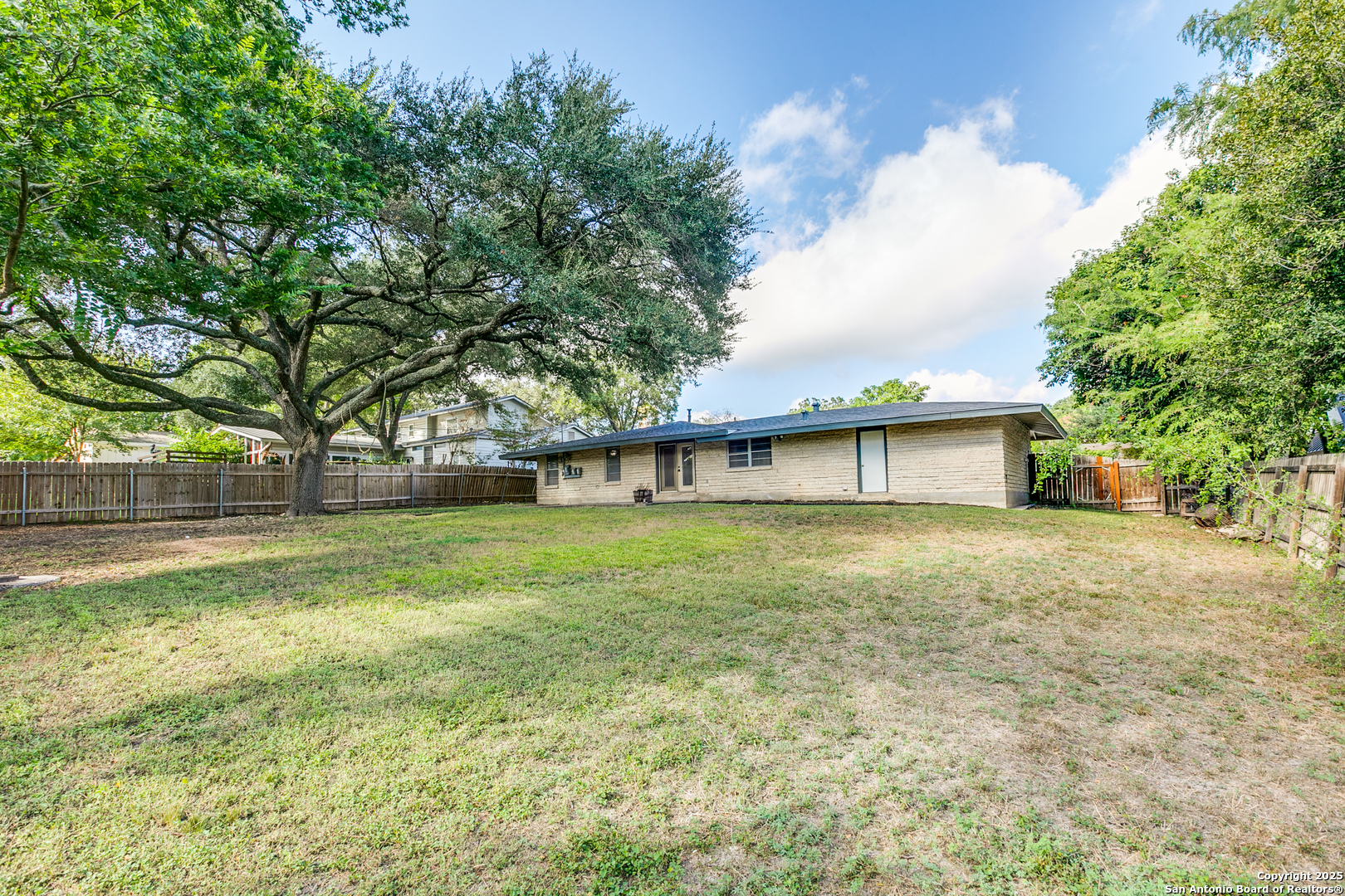 7426 Robin Rest Drive San Antonio TX 78209