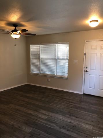 8755 Sunview Park San Antonio TX 78224