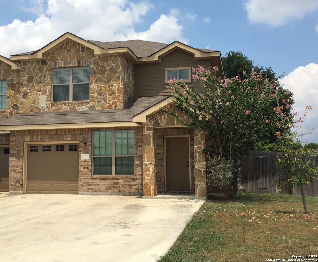 1117 Brown Rock Drive New Braunfels TX 78130