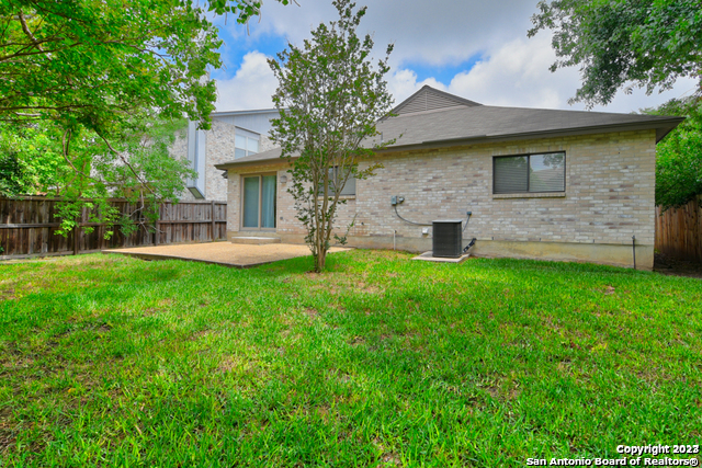 9203 Chinon San Antonio TX 78250