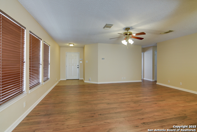 9203 Chinon San Antonio TX 78250
