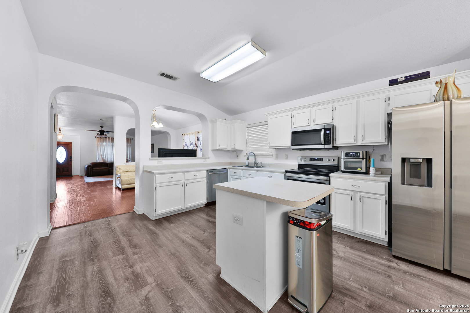 1427 Diamond Bluff San Antonio TX 78251