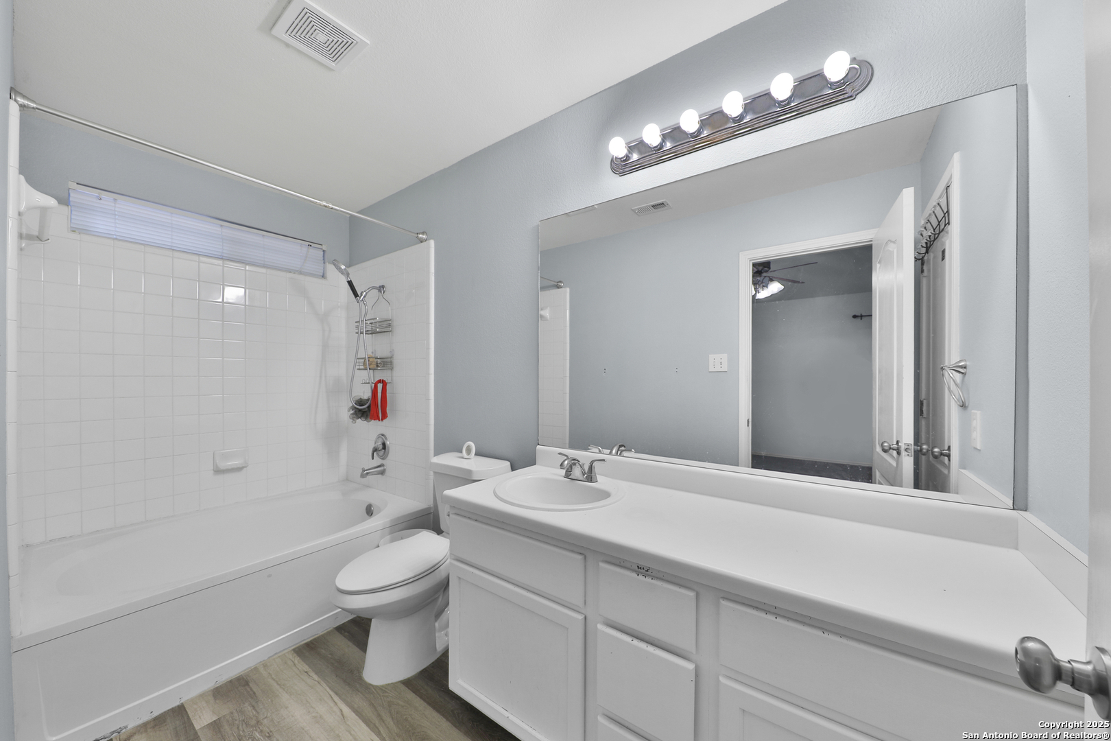 1427 Diamond Bluff San Antonio TX 78251