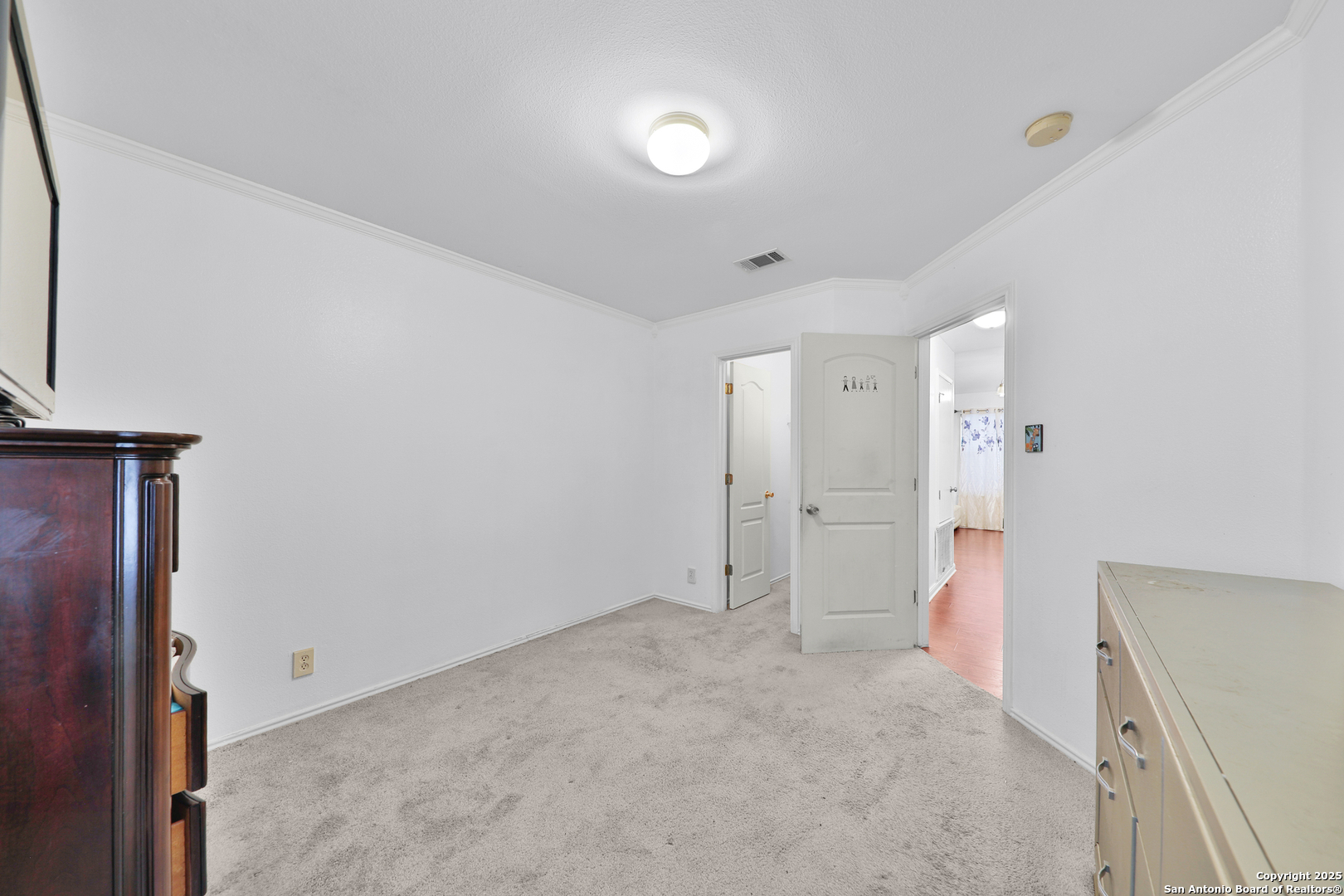 1427 Diamond Bluff San Antonio TX 78251