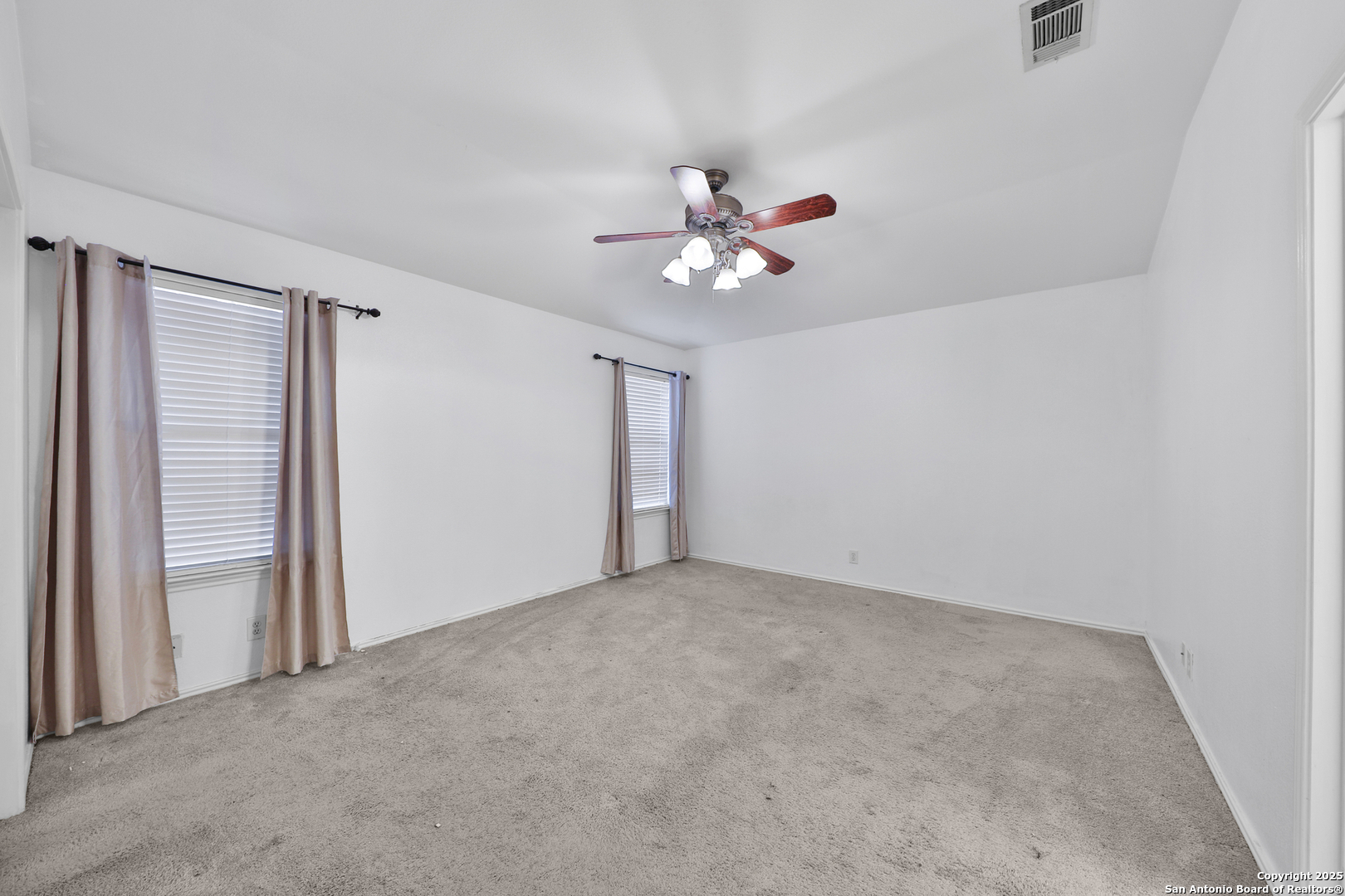 1427 Diamond Bluff San Antonio TX 78251