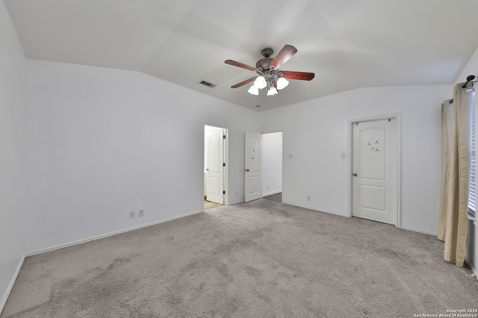 1427 Diamond Bluff San Antonio TX 78251