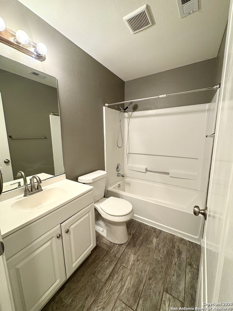 1427 Diamond Bluff San Antonio TX 78251