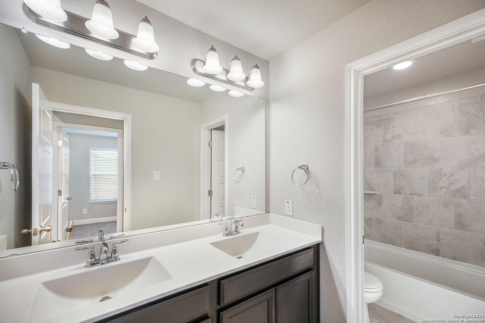 12222 Chena Lake San Antonio TX 78249