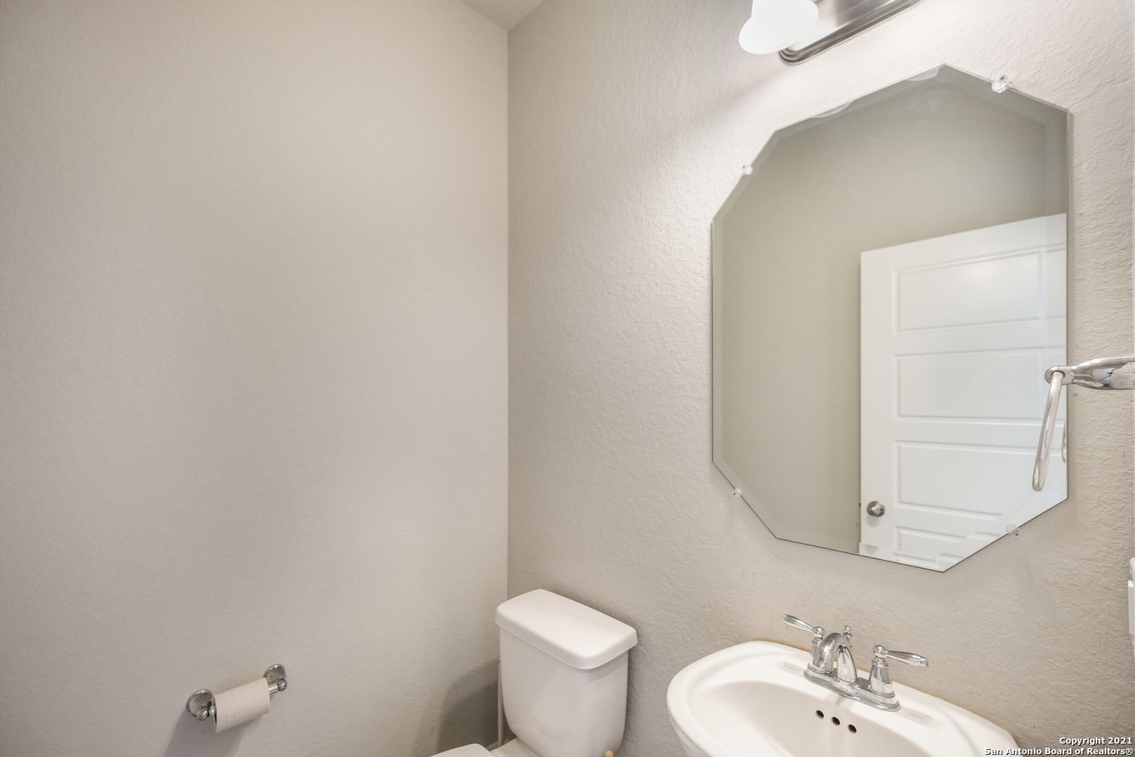 12222 Chena Lake San Antonio TX 78249