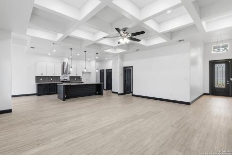 128 Hidden Ranch Court Floresville TX 78114