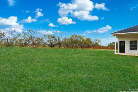 128 Hidden Ranch Court Floresville TX 78114