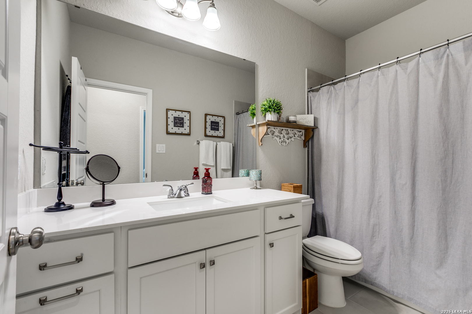 1022 Cadogan Squire San Antonio TX 78260