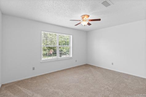 25002 Silverstone San Antonio TX 78258
