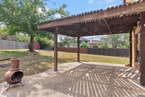 25002 Silverstone San Antonio TX 78258