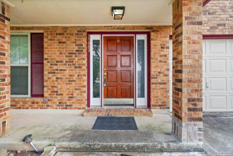 25002 Silverstone San Antonio TX 78258