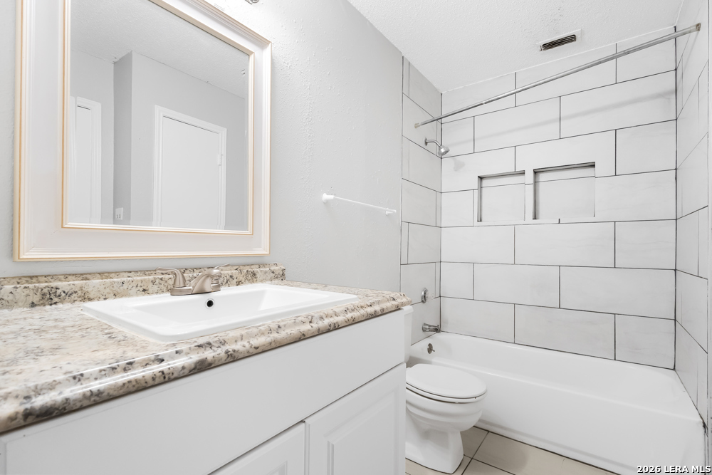 6710 Windsor Hollow San Antonio TX 78239