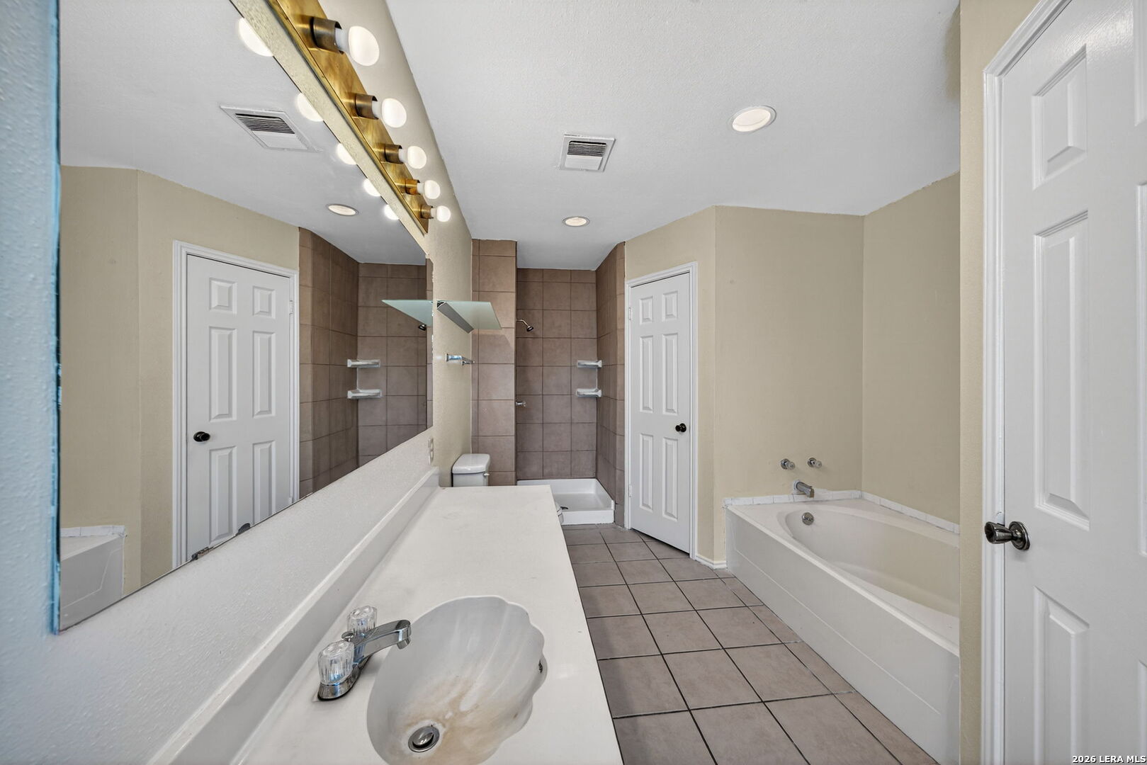 727 Cypressbrook Drive San Antonio TX 78245