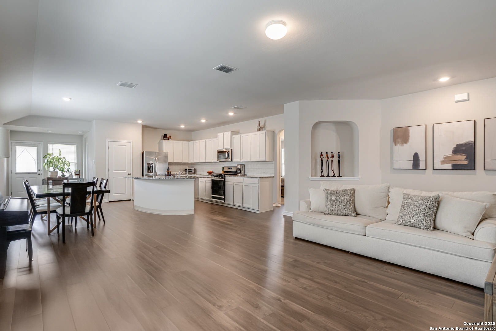 9811 Kalm Brome San Antonio TX 78254