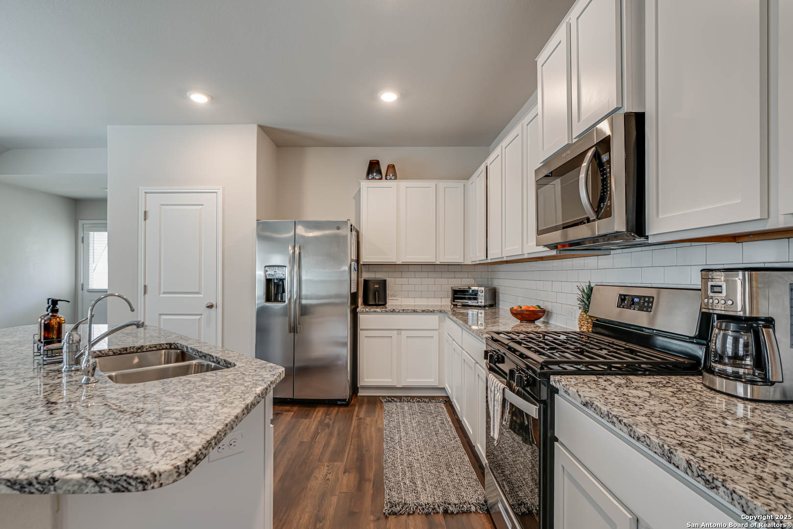 9811 Kalm Brome San Antonio TX 78254