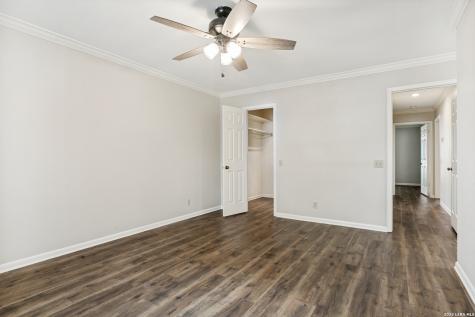 8415 Fredericksburg San Antonio TX 78229