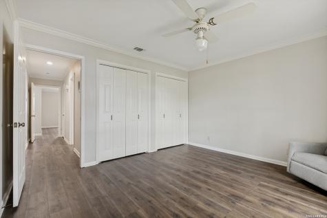 8415 Fredericksburg San Antonio TX 78229