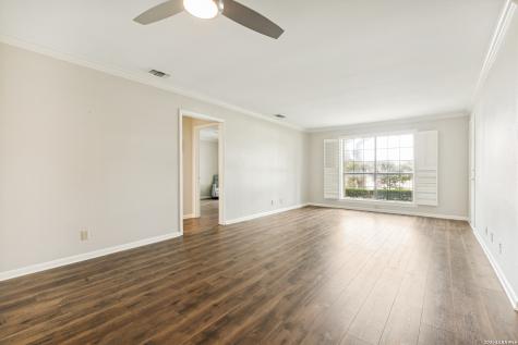 8415 Fredericksburg San Antonio TX 78229