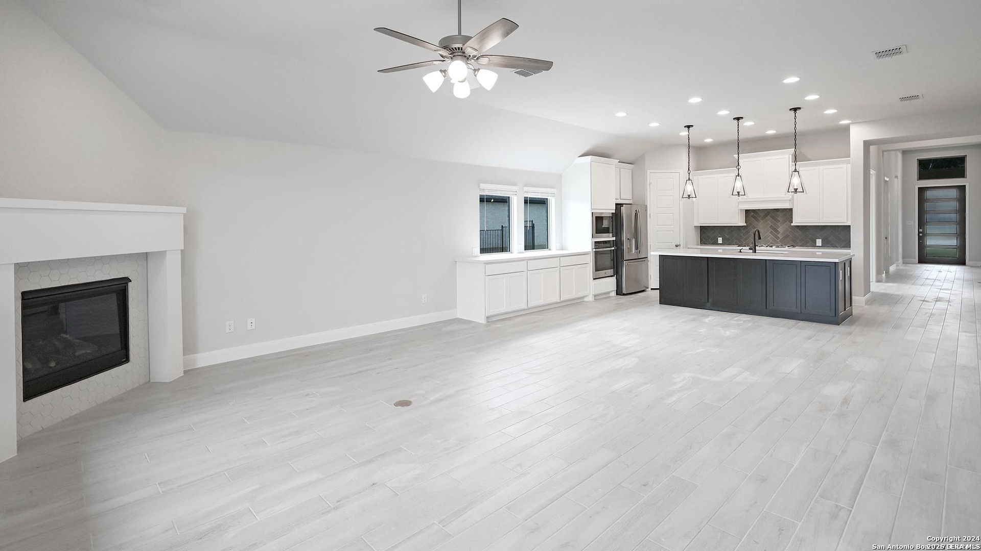 24126 Sidehill Lie San Antonio TX 78261