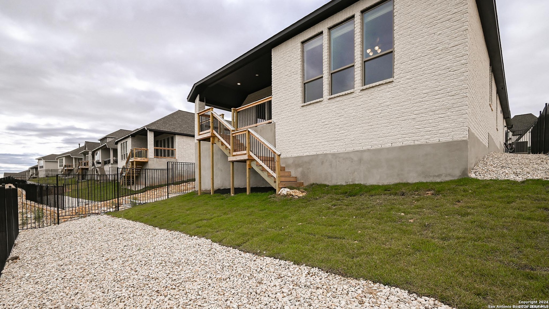 24126 Sidehill Lie San Antonio TX 78261