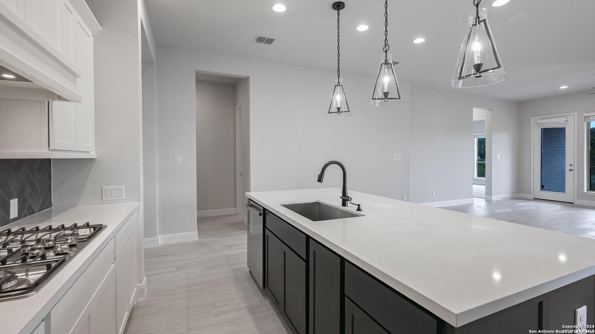 24126 Sidehill Lie San Antonio TX 78261