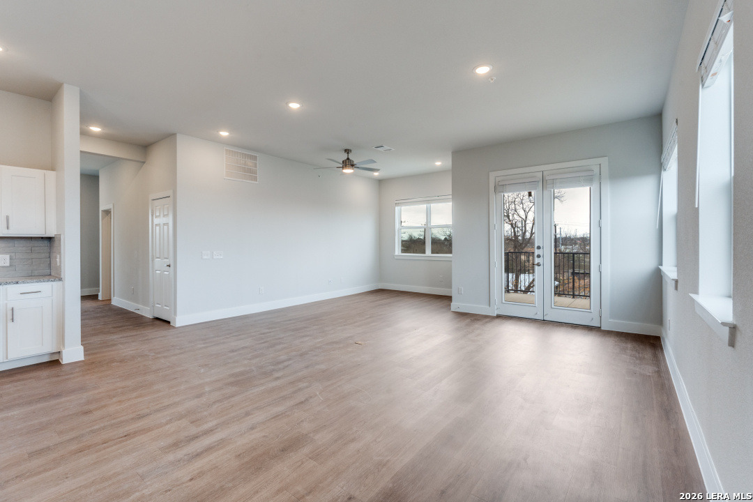 330 E Carson San Antonio TX 78208