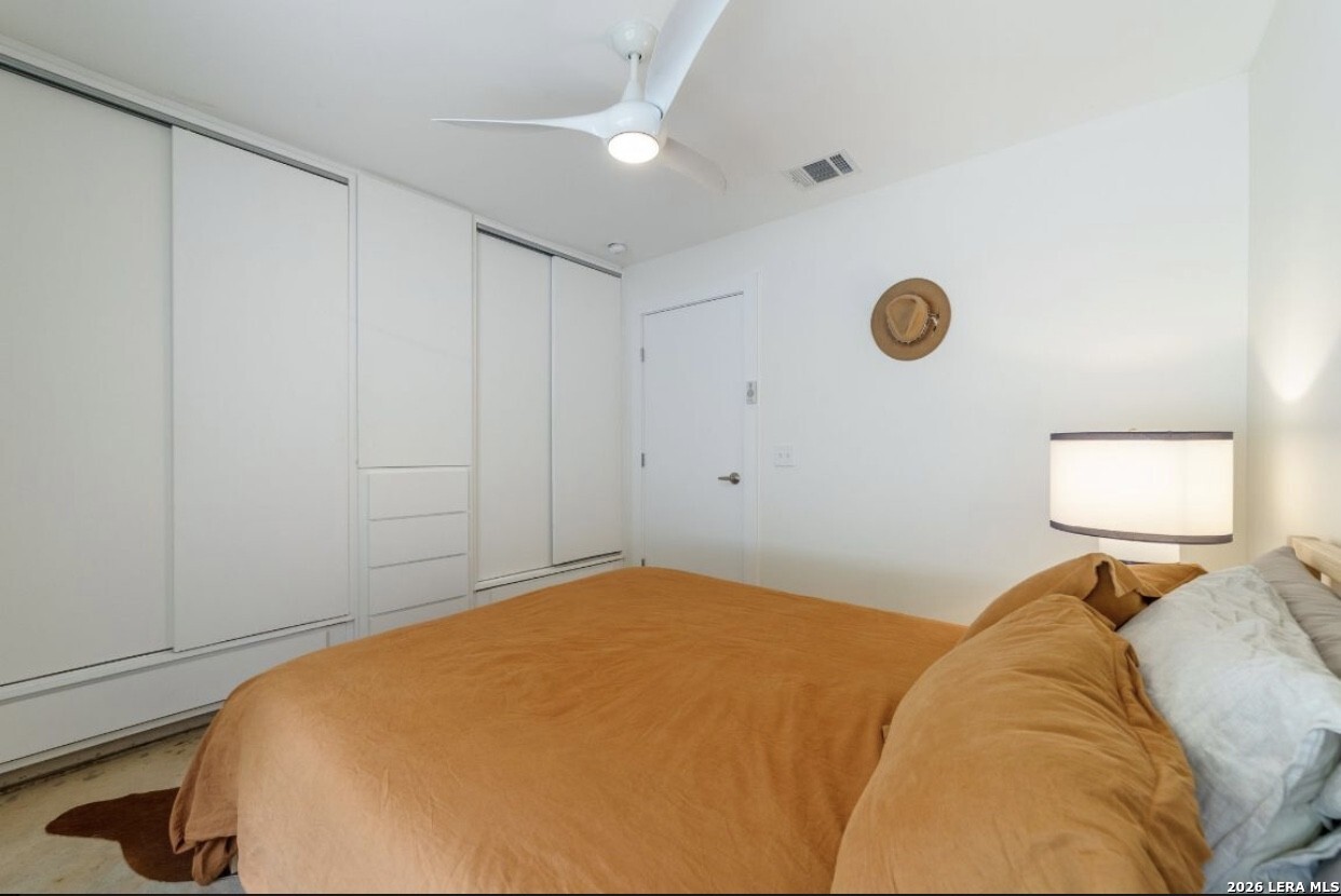 239 Brahan San Antonio TX 78215