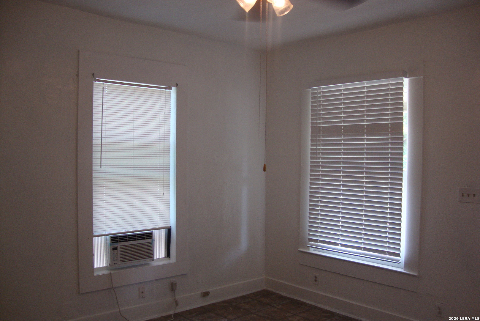 136 E Dullnig Court San Antonio TX 78223