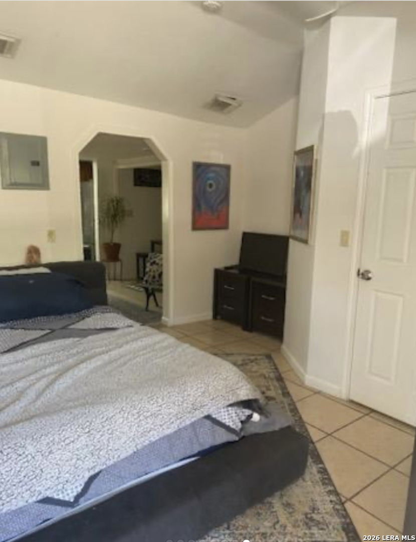 100 Dinn Drive San Antonio TX 78218