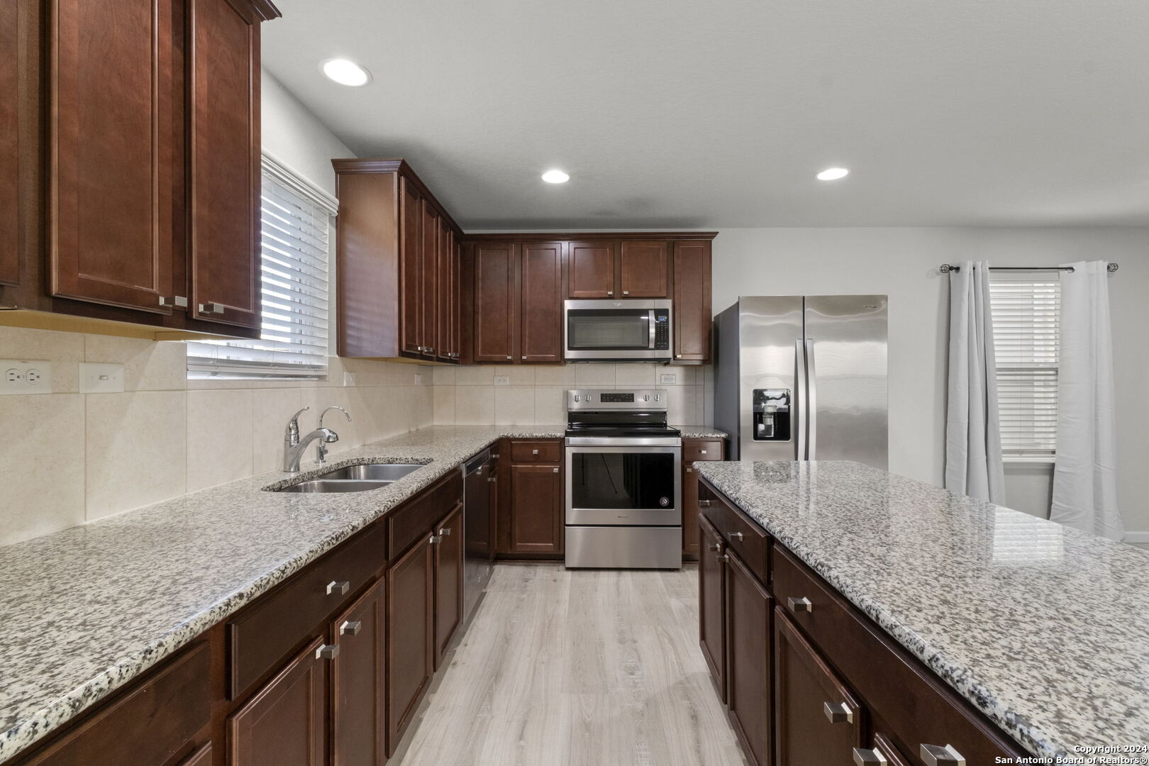 12041 Silver Light San Antonio TX 78254