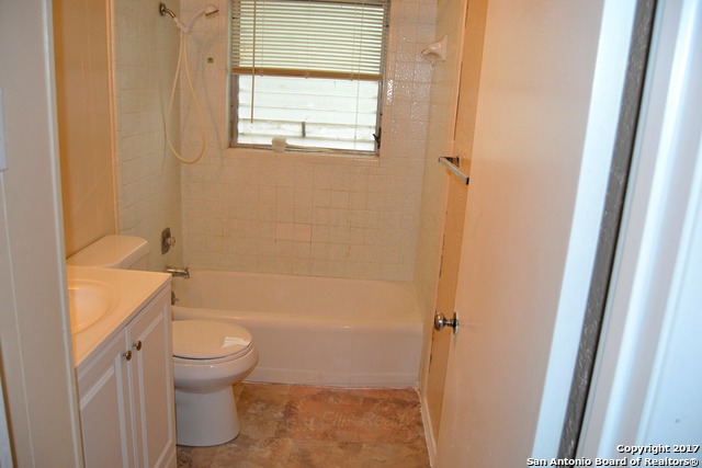 1815 Viewridge Drive San Antonio TX 78213