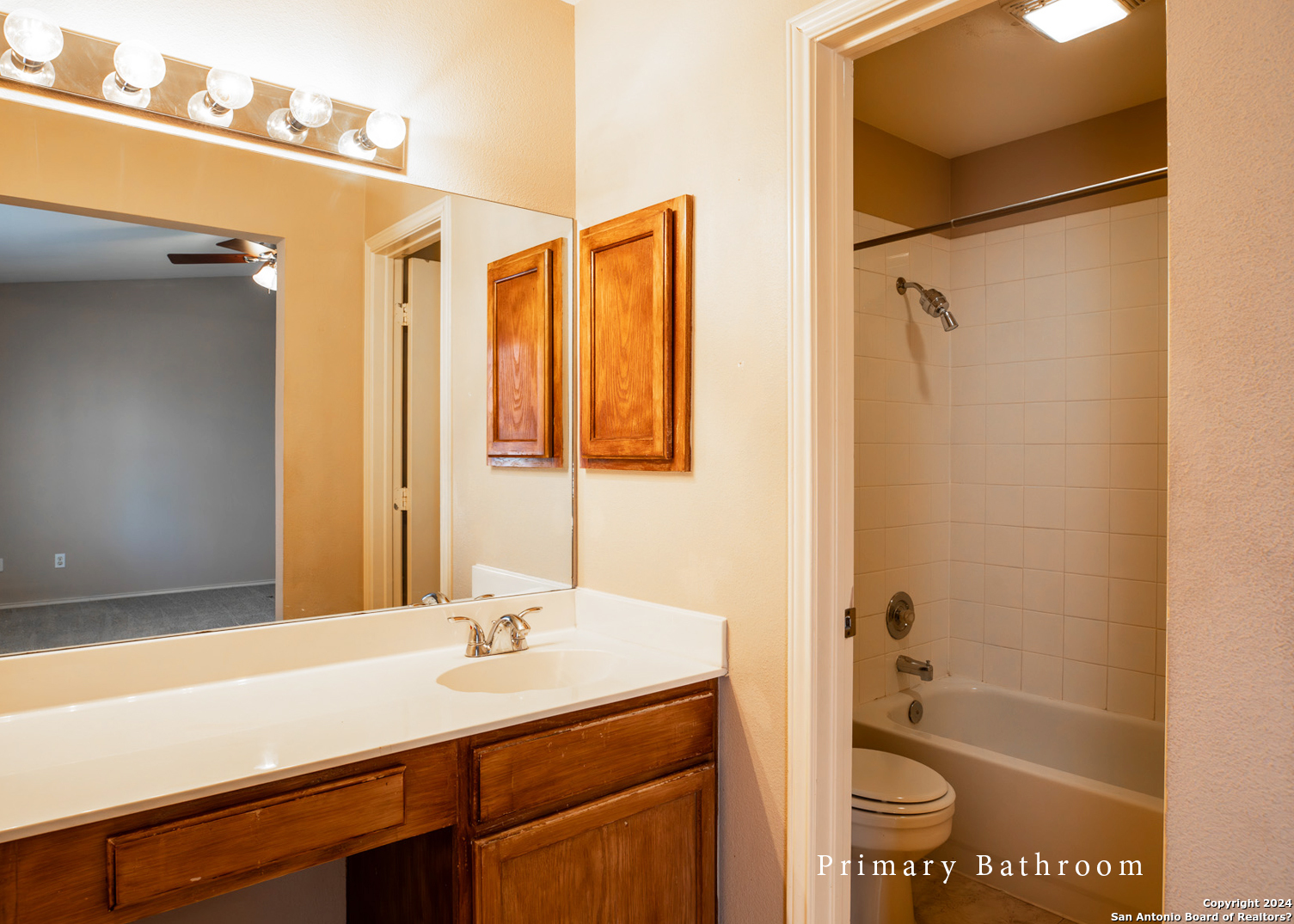 8035 Rustic Park San Antonio TX 78240