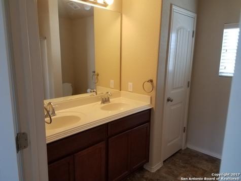 5435 Sunlit Brook San Antonio TX 78240